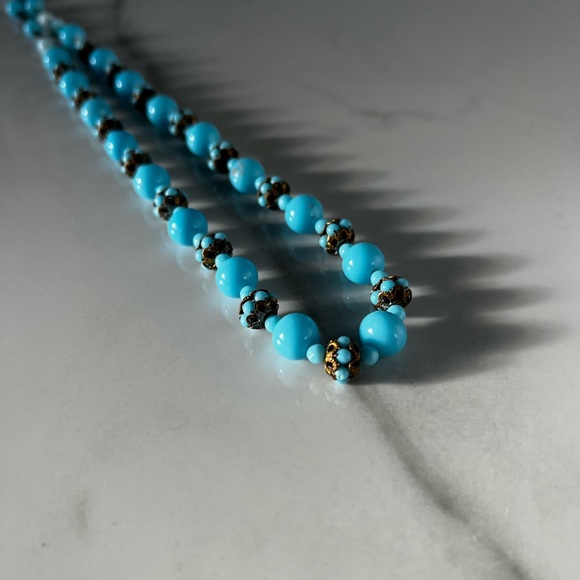 Vintage blue beaded necklace - Picture 4 of 6